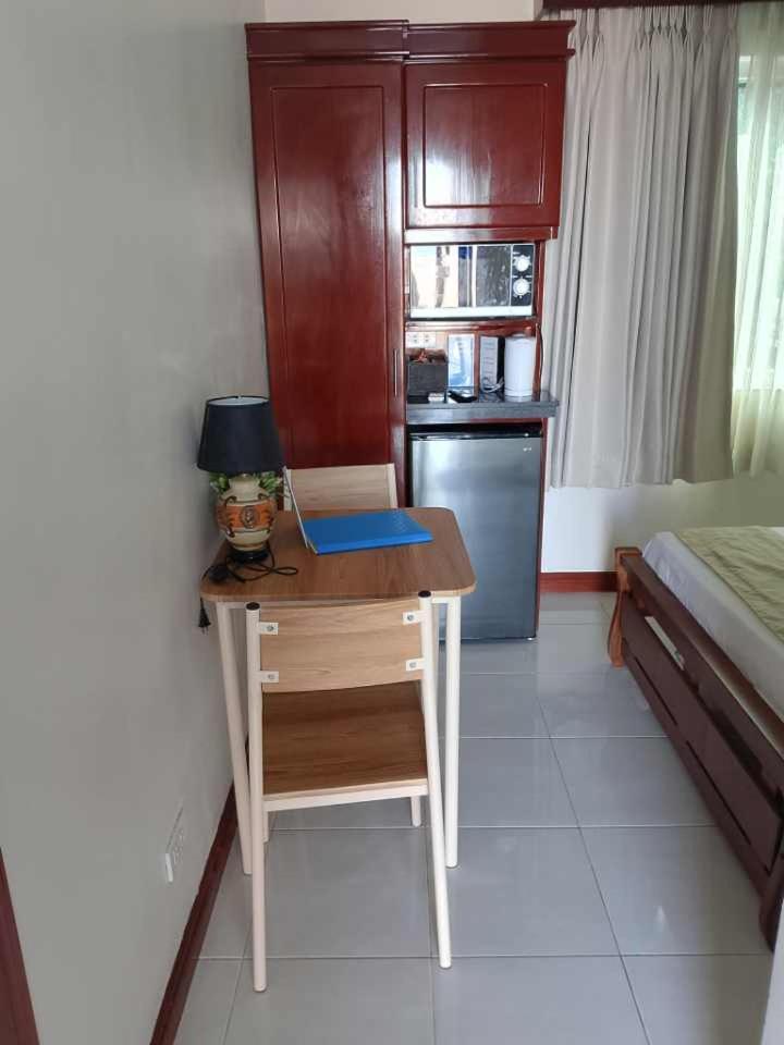 Ocean Breeze Resort Toledo Esterno foto